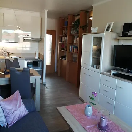 Residenz Albatros 2 Апартаменты *